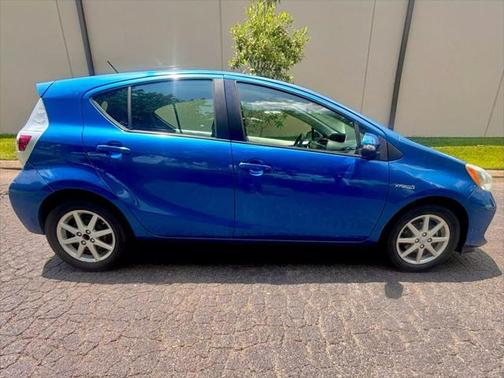 2013 Toyota Prius c Three
