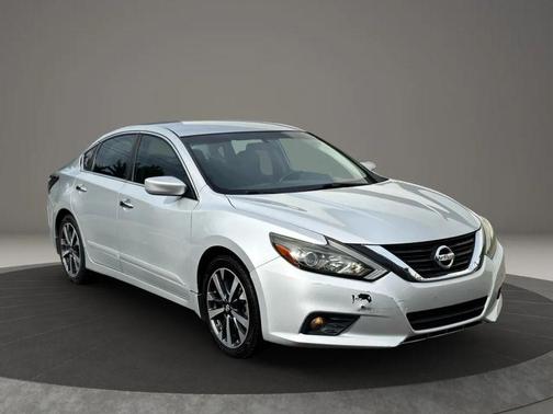 2016 Nissan Altima 2.5 SR