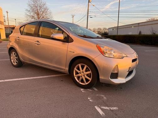 2013 Toyota Prius c Two