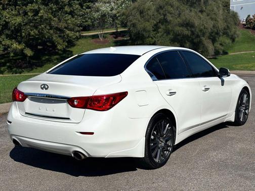 2017 INFINITI Q50 3.0t Signature Edition