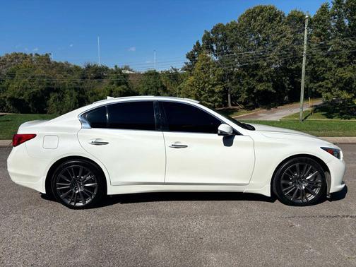 2017 INFINITI Q50 3.0t Signature Edition