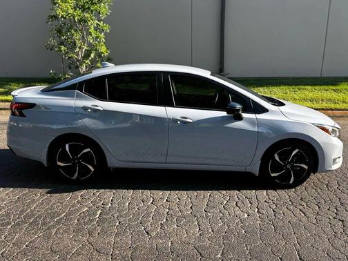 2024 Nissan Versa 1.6 S