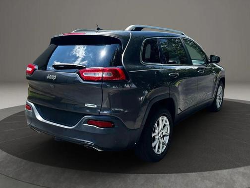 2015 Jeep Cherokee Sport