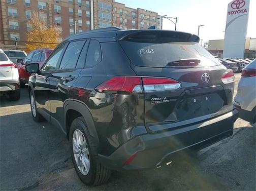 2022 Toyota Corolla Cross LE