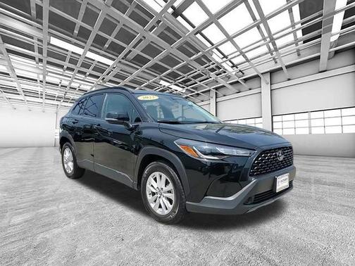 2022 Toyota Corolla Cross LE