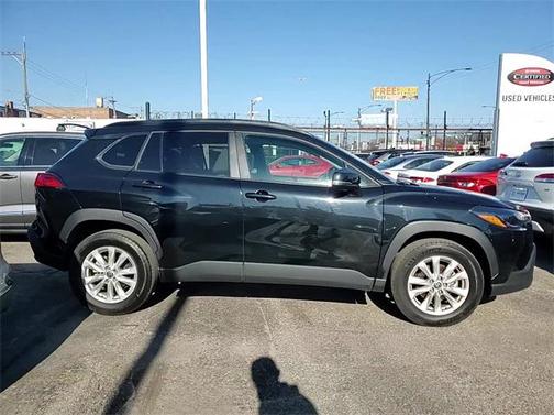2022 Toyota Corolla Cross LE