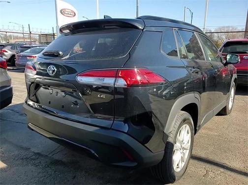 2022 Toyota Corolla Cross LE