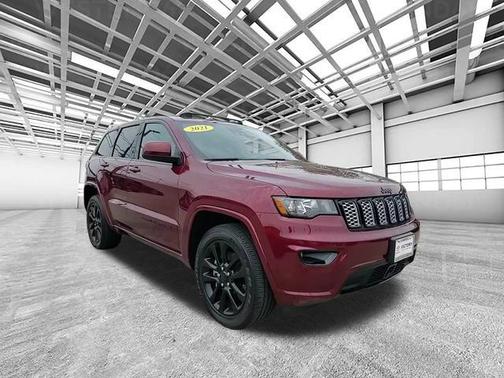 2021 Jeep Grand Cherokee Laredo