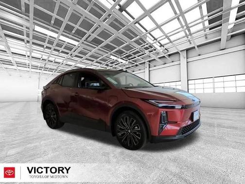 Tandoori w/Midnight Black Metallic Roof 2026 Toyota C-HR XSE