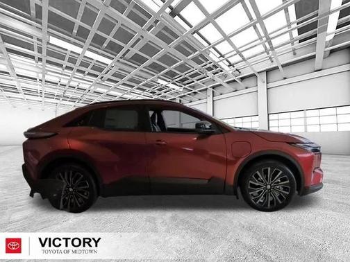 Tandoori w/Midnight Black Metallic Roof 2026 Toyota C-HR XSE