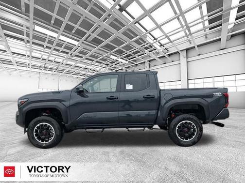 2026 Toyota Tacoma Hybrid TRD Off Road