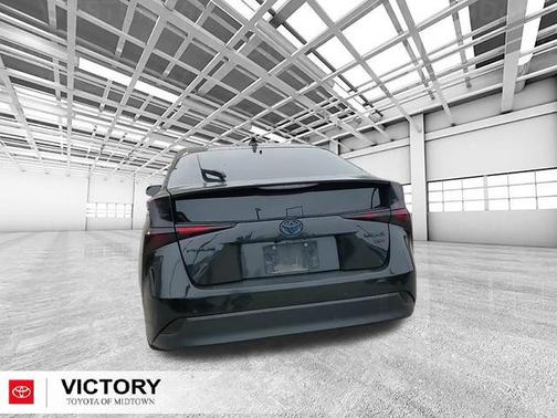 2022 Toyota Prius L