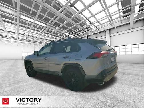 2024 Toyota RAV4 Hybrid SE