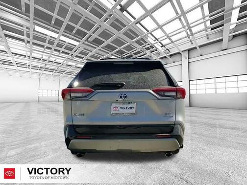 2024 Toyota RAV4 Hybrid SE