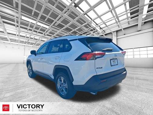 2025 Toyota RAV4 Hybrid LE