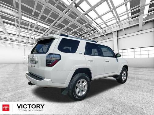 2024 Toyota 4Runner SR5
