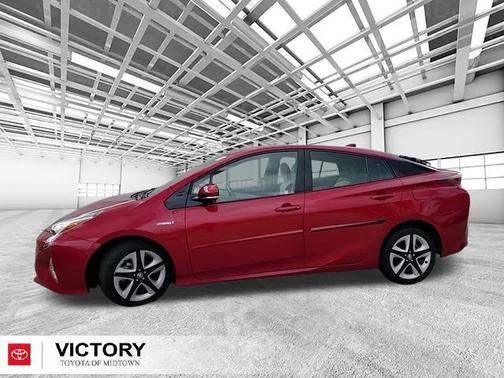 2016 Toyota Prius Four Touring