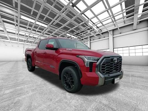 2025 Toyota Tundra Hybrid Platinum