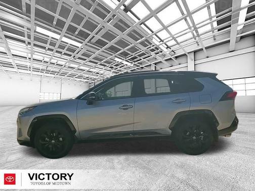 2023 Toyota RAV4 Hybrid SE