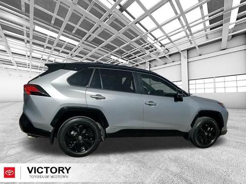 2023 Toyota RAV4 Hybrid SE