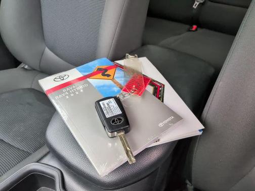Magnetic Gray Metallic 2024 Toyota RAV4 LE