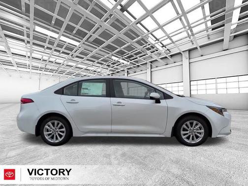 Wind Chill Pearl 2026 Toyota Corolla LE