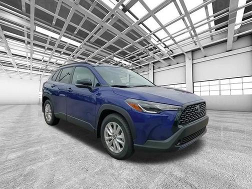 2025 Toyota Corolla Cross LE