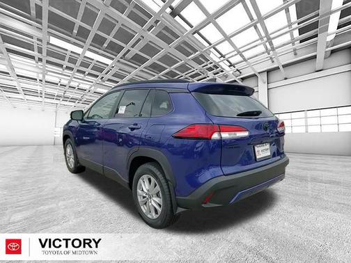 2025 Toyota Corolla Cross LE