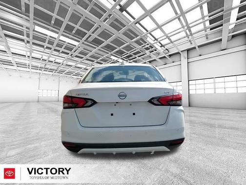 2023 Nissan Versa 1.6 SV