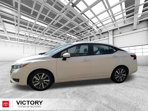 2023 Nissan Versa 1.6 SV