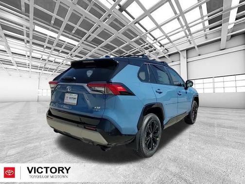 2025 Toyota RAV4 Hybrid SE
