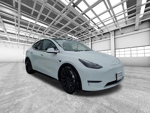 2023 Tesla Model Y Performance Dual Motor All-Wheel Drive