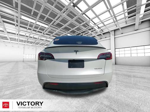 2023 Tesla Model Y Performance Dual Motor All-Wheel Drive