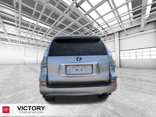 Atomic Silver 2023 Lexus GX 460 Premium