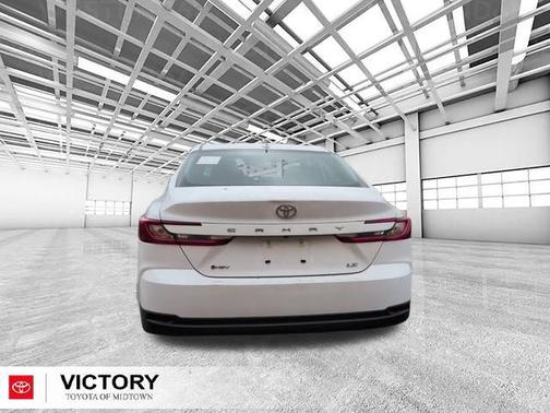 Ice 2026 Toyota Camry LE