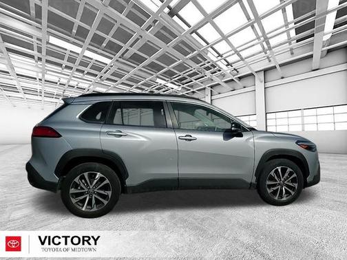 2025 Toyota Corolla Cross XLE