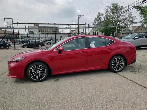 2025 Toyota Camry XLE
