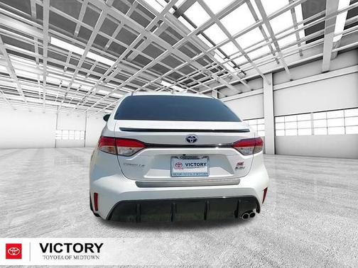 2025 Toyota Corolla Hybrid SE