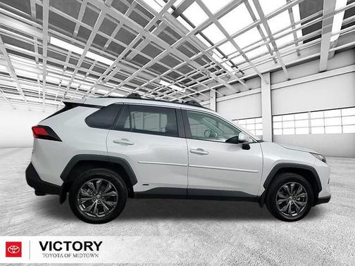 2023 Toyota RAV4 Hybrid XLE Premium