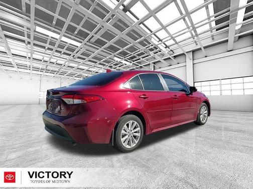 2025 Toyota Corolla Hybrid LE