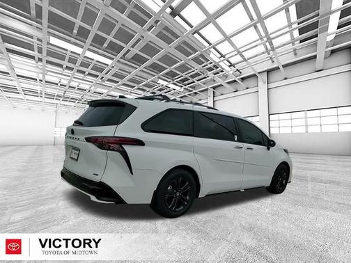 2026 Toyota Sienna XSE 7 Passenger