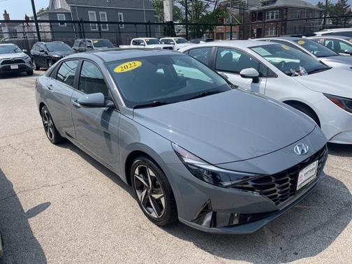2022 Hyundai ELANTRA Limited