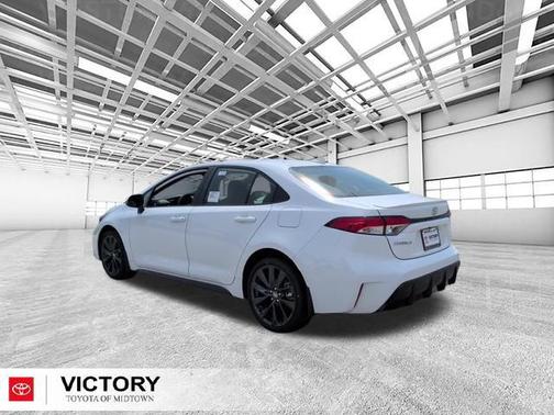 Ice 2026 Toyota Corolla Hybrid SE