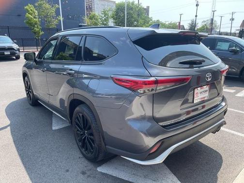 2023 Toyota Highlander XSE