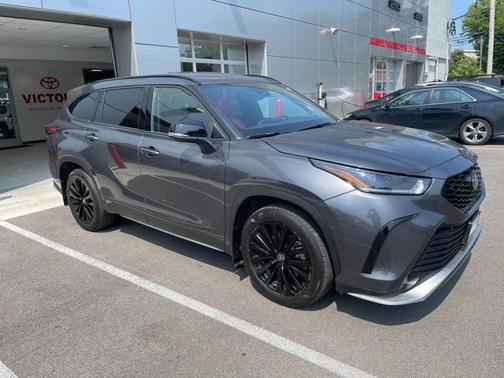 2023 Toyota Highlander XSE