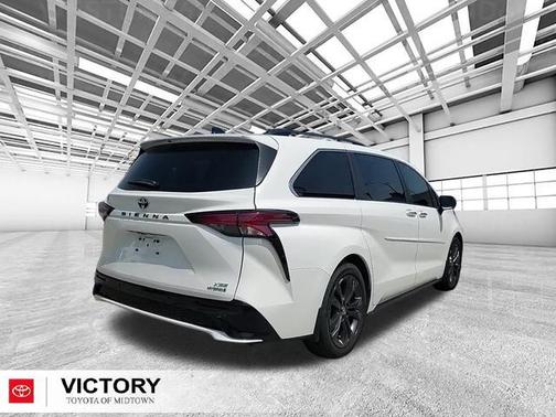2023 Toyota Sienna XSE 7 Passenger