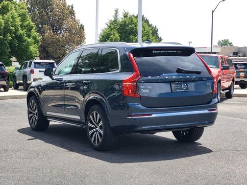 Denim Blue Metallic 2023 Volvo XC90 B6 Plus 7-Seater