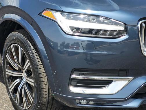 Denim Blue Metallic 2023 Volvo XC90 B6 Plus 7-Seater