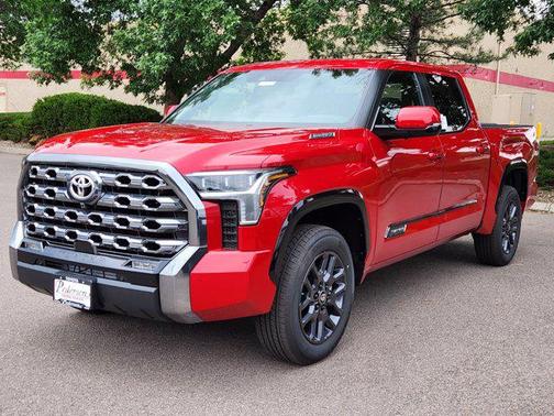 2025 Toyota Tundra Hybrid Platinum