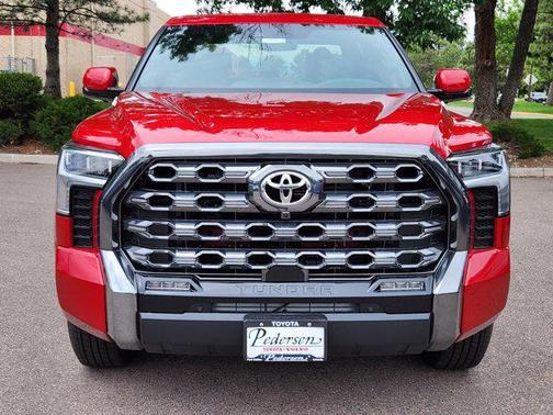 2025 Toyota Tundra Hybrid Platinum
